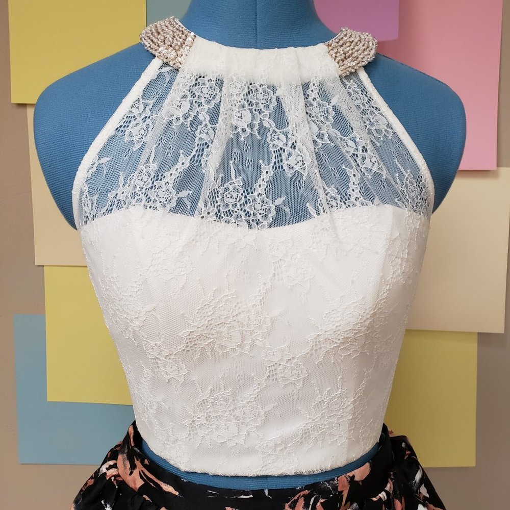 Lace crop top